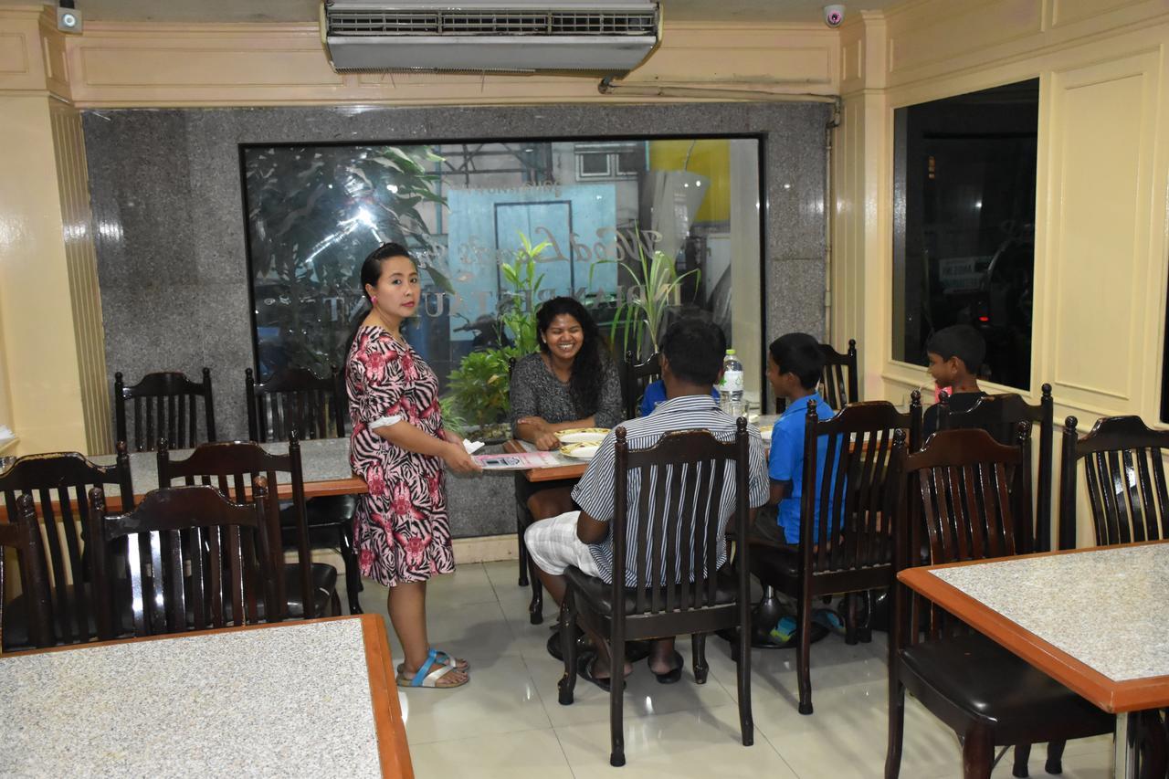 Woodlands Inn Hotel Bangkok Esterno foto