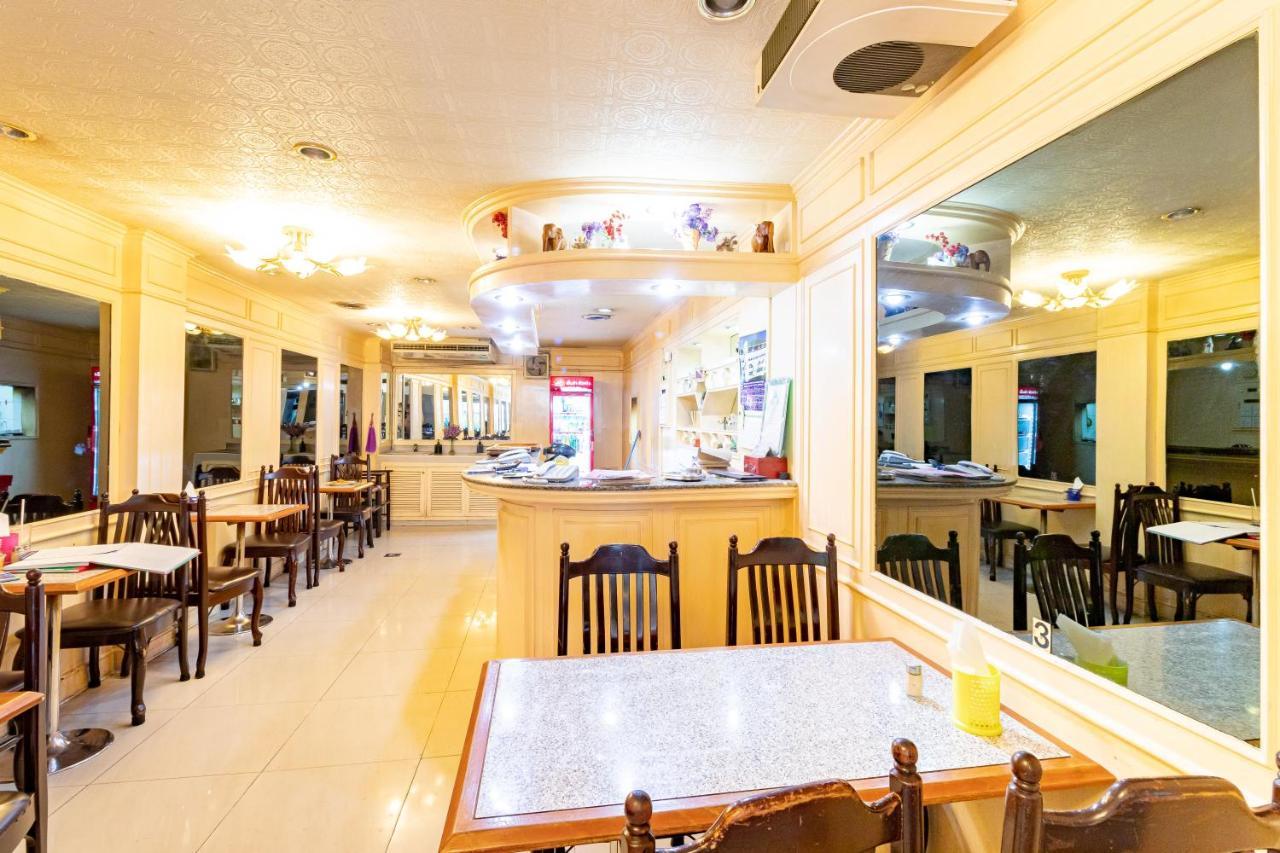 Woodlands Inn Hotel Bangkok Esterno foto